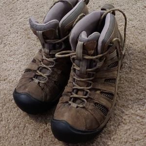 Keen hiking boots - no liners